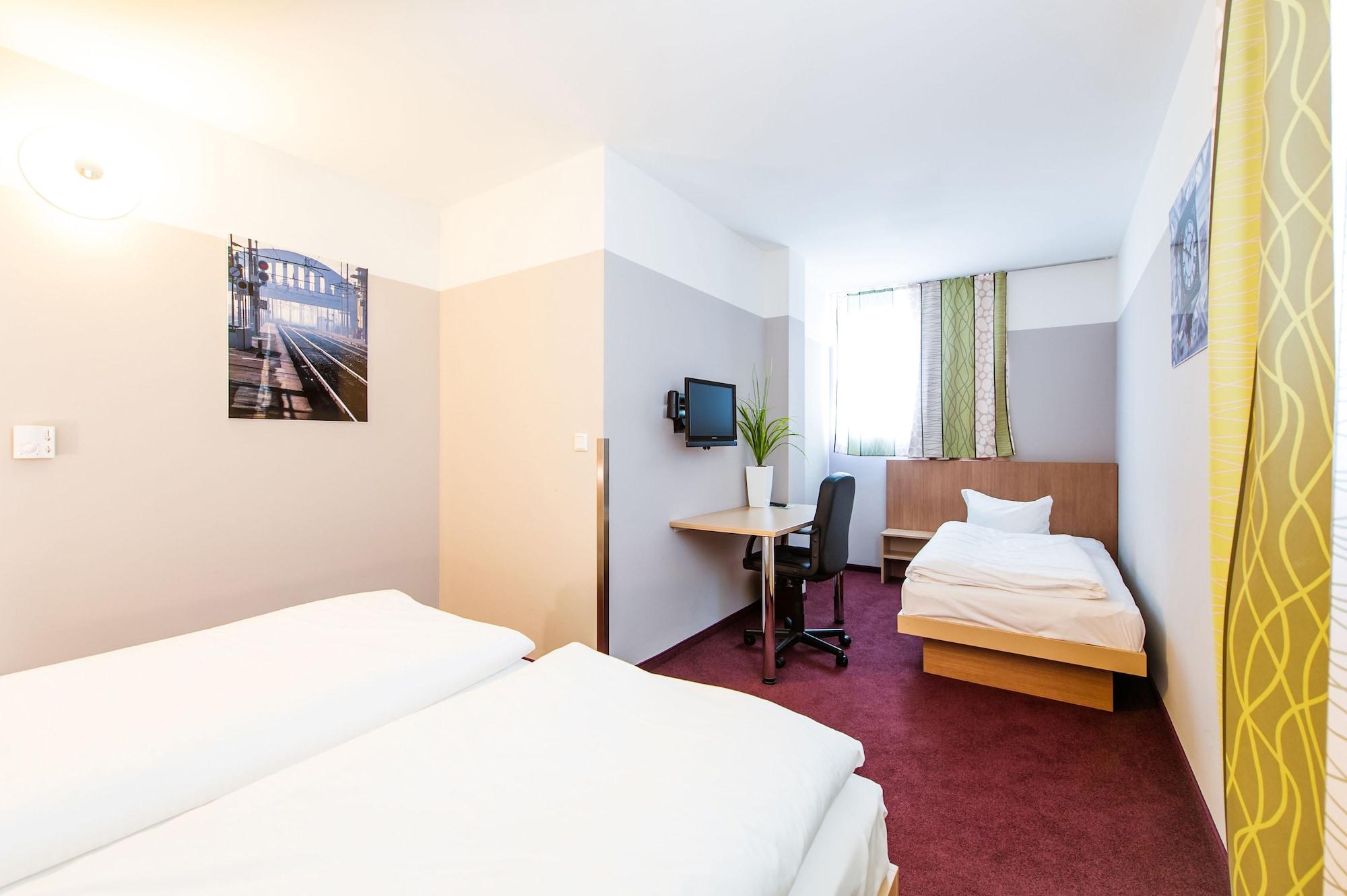 Hotel Mainstation Frankfurt am Main Exterior photo