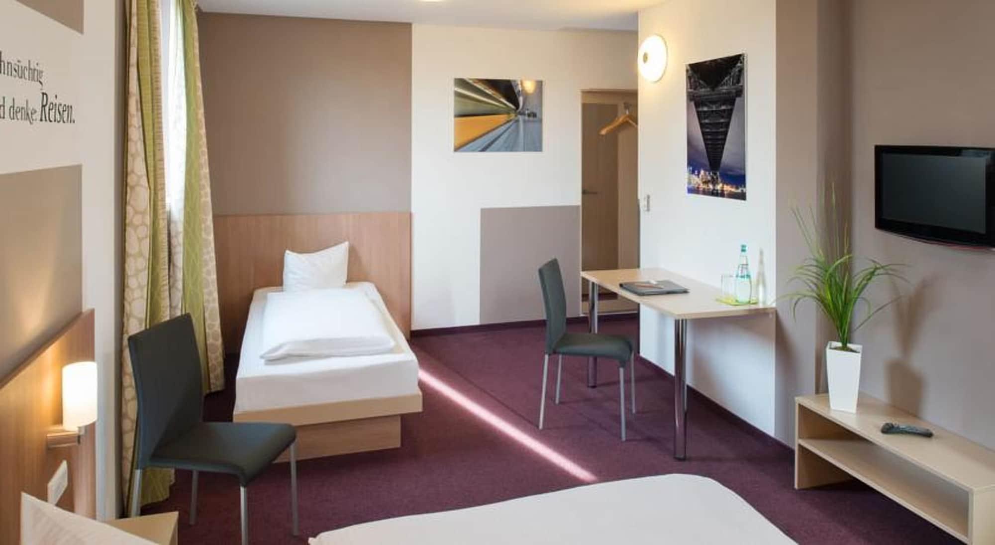 Hotel Mainstation Frankfurt am Main Exterior photo