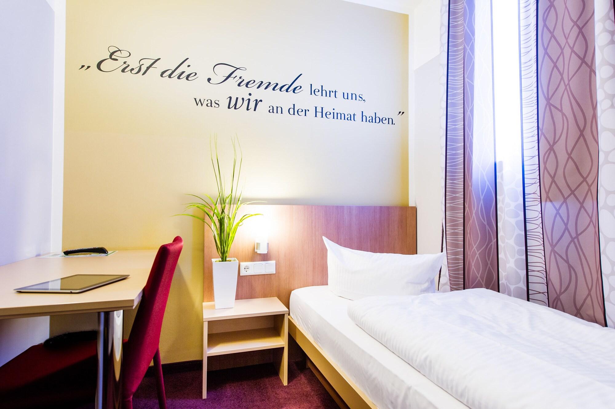 Hotel Mainstation Frankfurt am Main Exterior photo